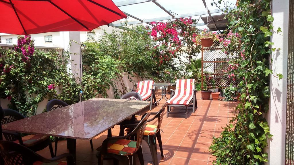 Madamme Curie Apartment Torrevieja Eksteriør bilde