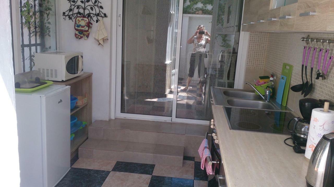 Madamme Curie Apartment Torrevieja Eksteriør bilde